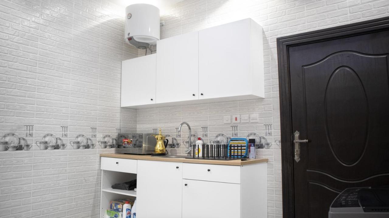אל-מדינה Comfortable & Big Family Apartments 10Mins Drive To Al-Masjid -Nabawi - Nozol Noor 2 מראה חיצוני תמונה